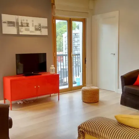 Heriz Pasealekua Apartamento *